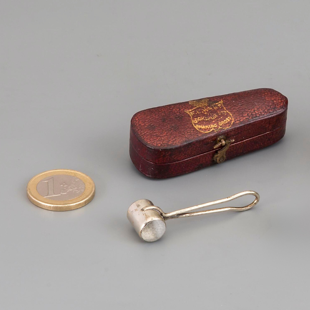 30a. Lupa en miniatura modelo Stanhope. Londres.c.1880.