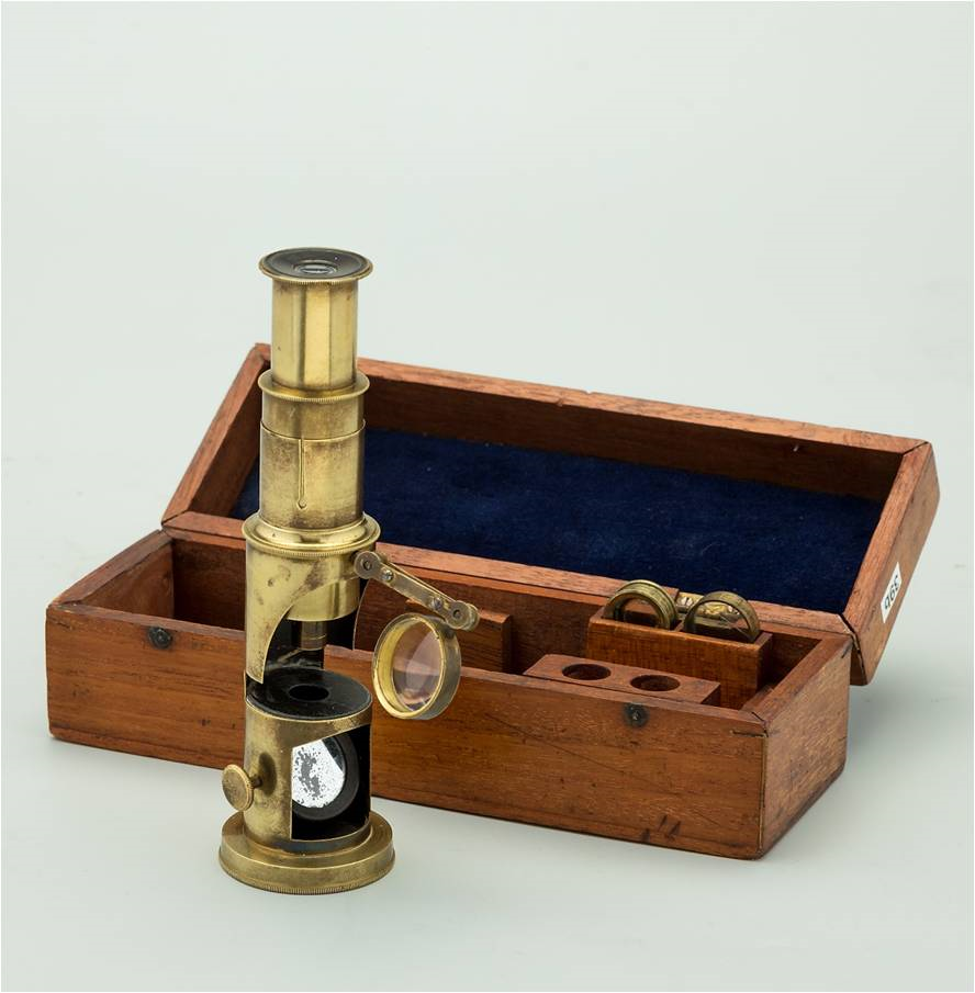 39b. Microscopio de tambor J. L. Amadío. Londres .1854.