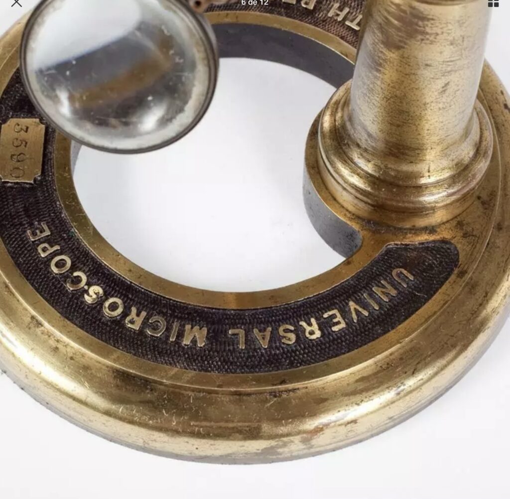 Microscopio monocular Universal. Beck & Beck. 1863. Londres