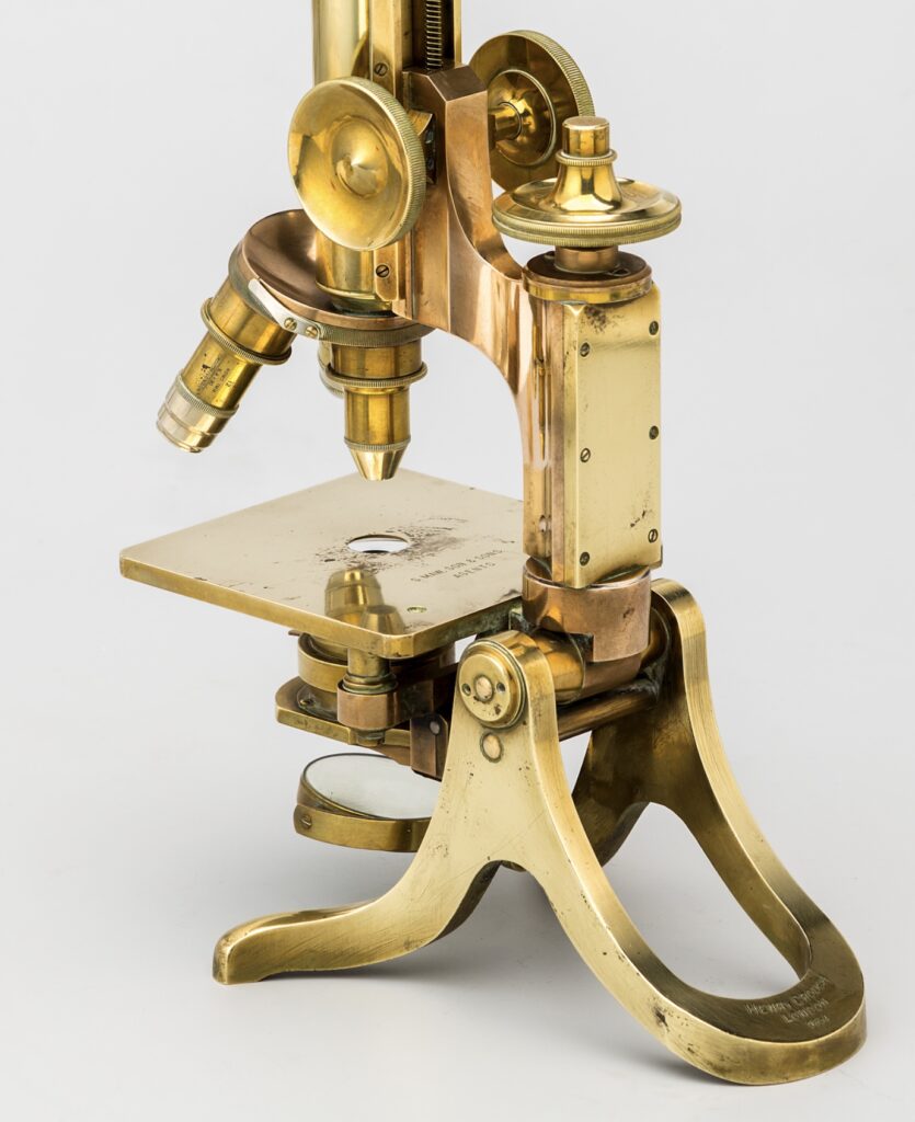 Microscopio monocular Henry Crouch. Londres. c.1905.