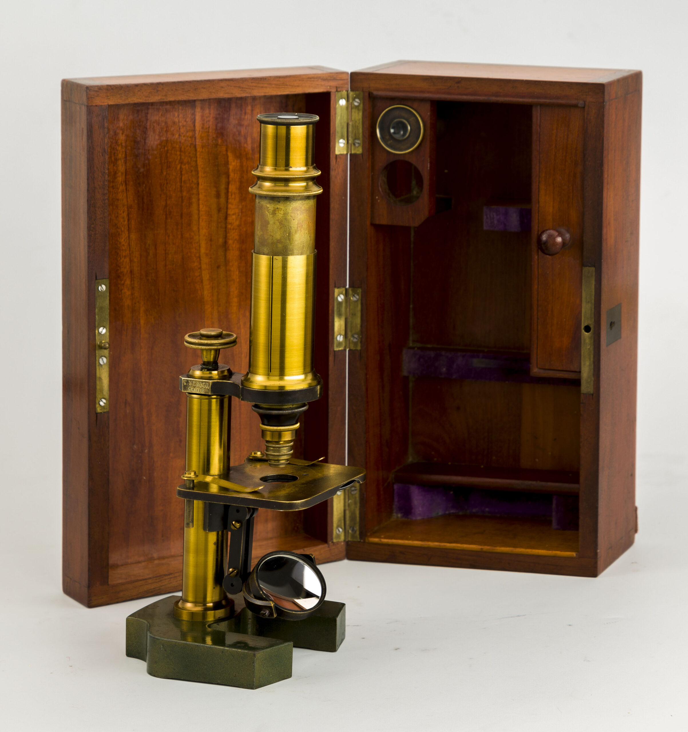 52b. Microscopio monocular. Constant de Verick. 1870