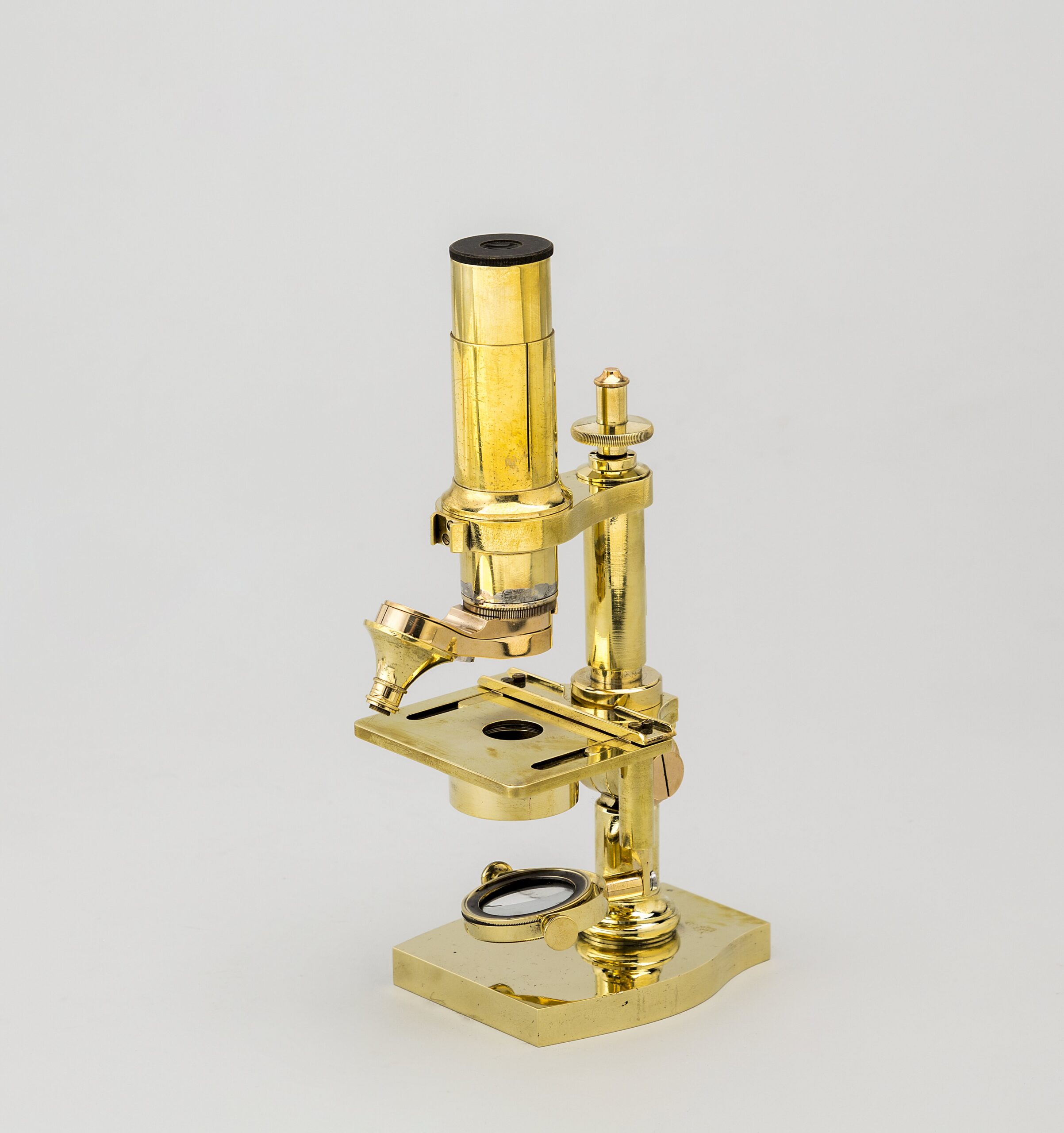 52d. Microscopio monocular. Nachet. c. 1860