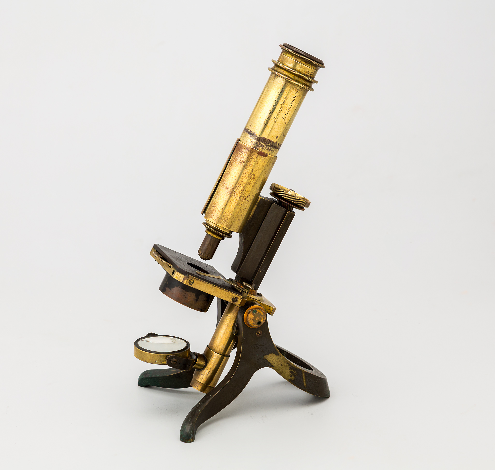 60. Microscopio monocular J. Parkes & son. Birmingham. c.1860